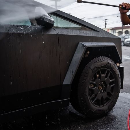 Auto Detailing Car | Dynamic Auto Custom