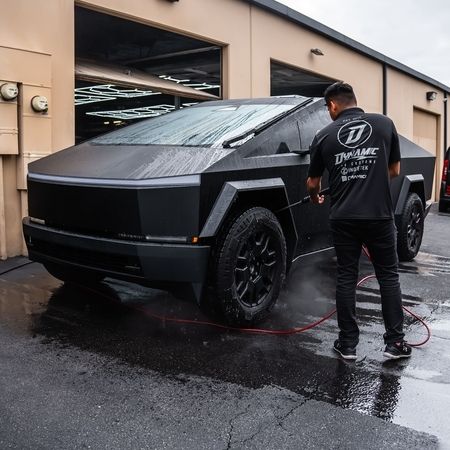 Auto Detailing Car | Dynamic Auto Custom